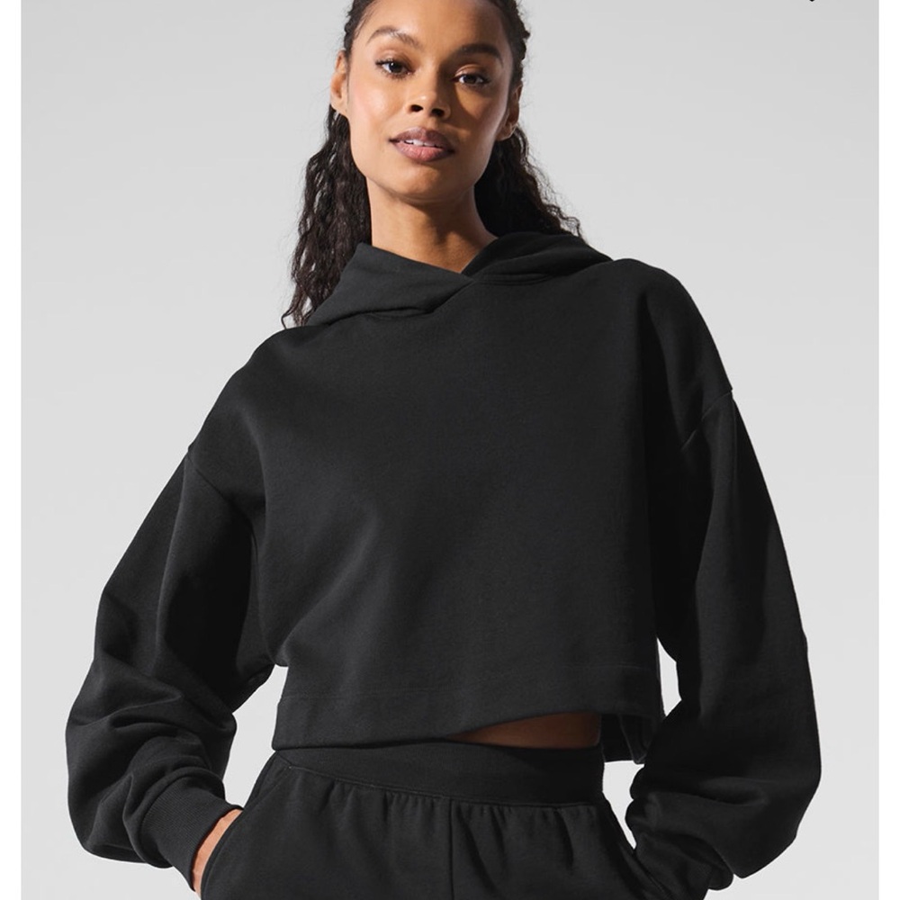 Alo Yoga Bae Hoodie- cropped - Picture 2 of 5